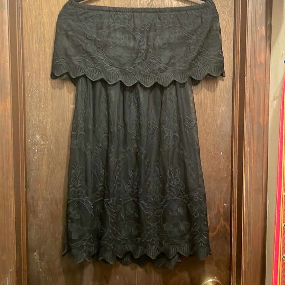 Express black strapless lace dress
